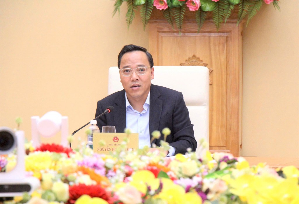 Triển khai xây dựng khung pháp lý cho phát triển thị trường điện cạnh tranh tại Việt Nam