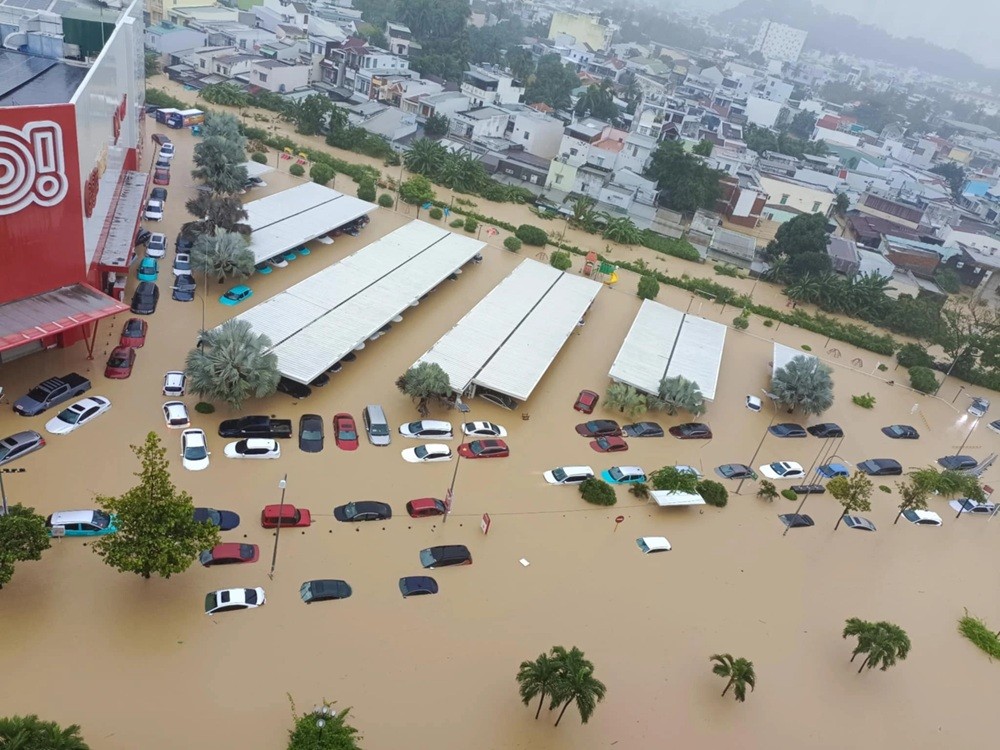 Doanh nghiệp bảo hiểm tăng tốc bồi thường, bảo đảm quyền lợi cho khách hàng sau mưa lũ Doanh nghiệp bảo hiểm tăng tốc bồi thường, bảo đảm quyền lợi cho khách hàng sau mưa lũ