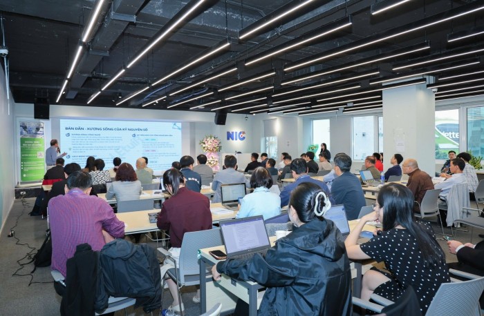 Thu hút nhân lực công nghệ cao - Hà Nội đề ra cơ chế vượt trội và tầm nhìn cho tương lai