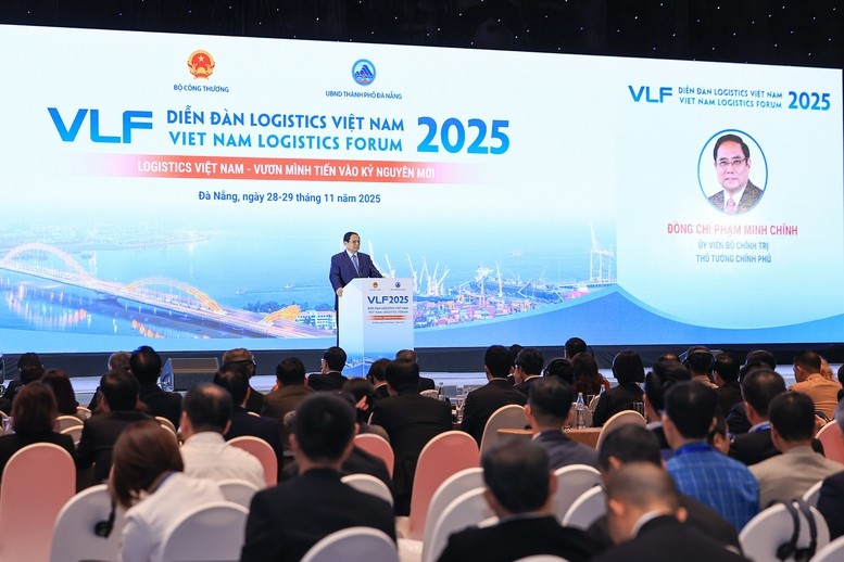 Thủ tướng Chính phủ chỉ rõ 8 nhiệm vụ quan trọng để phát triển ngành Logistics Thủ tướng Chính phủ chỉ rõ 8 nhiệm vụ quan trọng để phát triển ngành Logistics