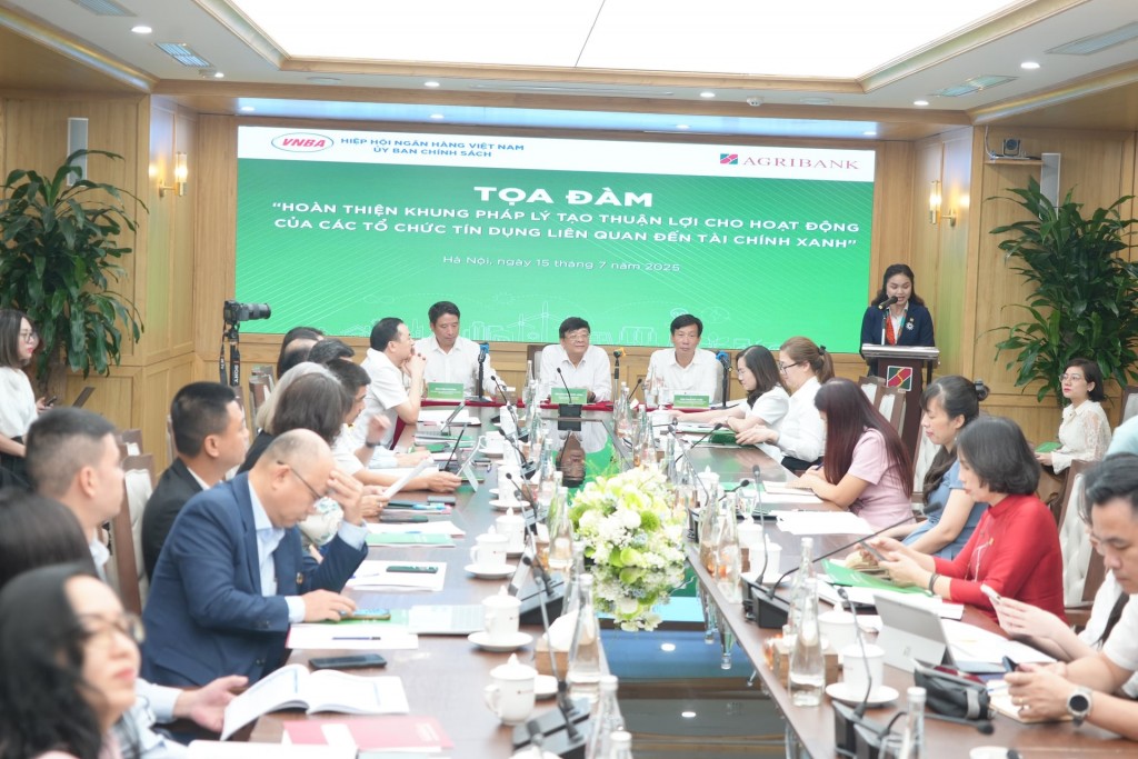 Hoàn thiện khung pháp lý thúc đẩy chuyển đổi xanh trong đầu tư công tại Việt Nam