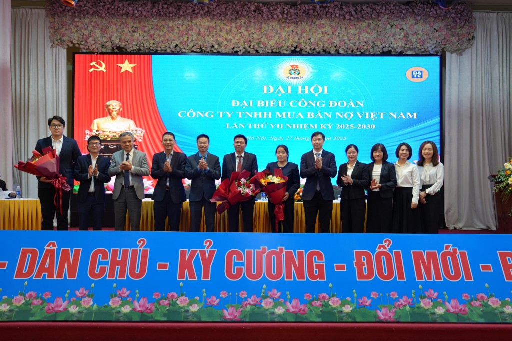 Tiếp tục phát huy sức mạnh tập thể tại Công đoàn DATC Tiếp tục phát huy sức mạnh tập thể tại Công đoàn DATC