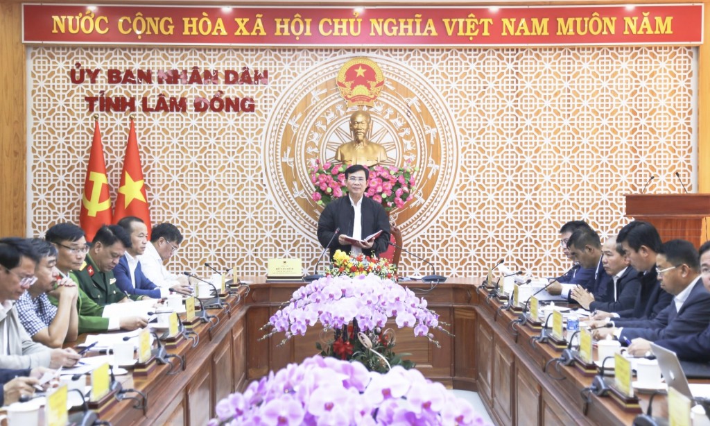 Lâm Đồng khẩn trương sửa chữa nhà cho người dân vùng bão, lũ