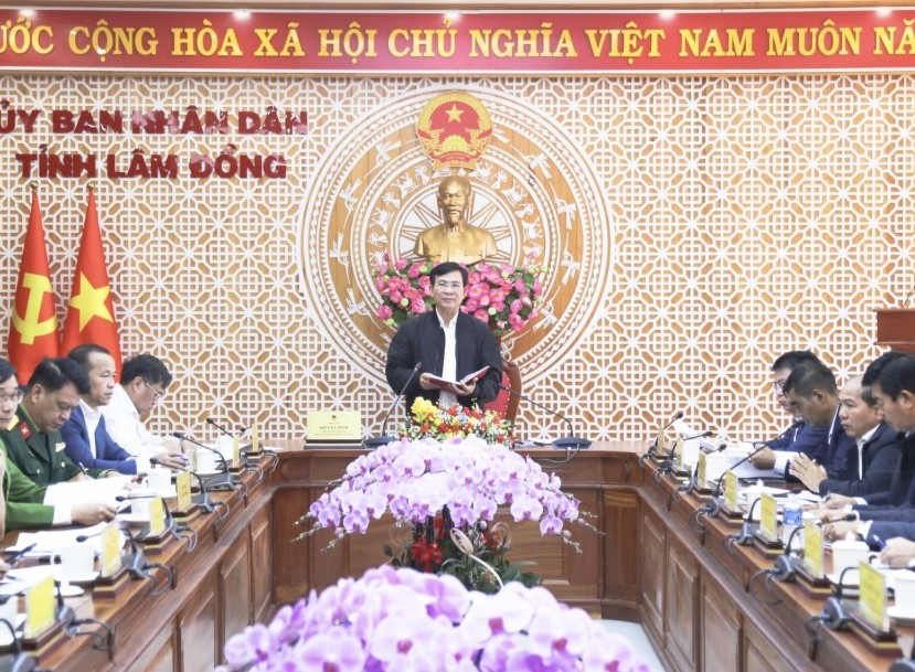 Lâm Đồng khẩn trương sửa chữa nhà cho người dân vùng bão, lũ