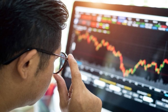 Chào tháng 12: VN-Index vượt 1.700 điểm