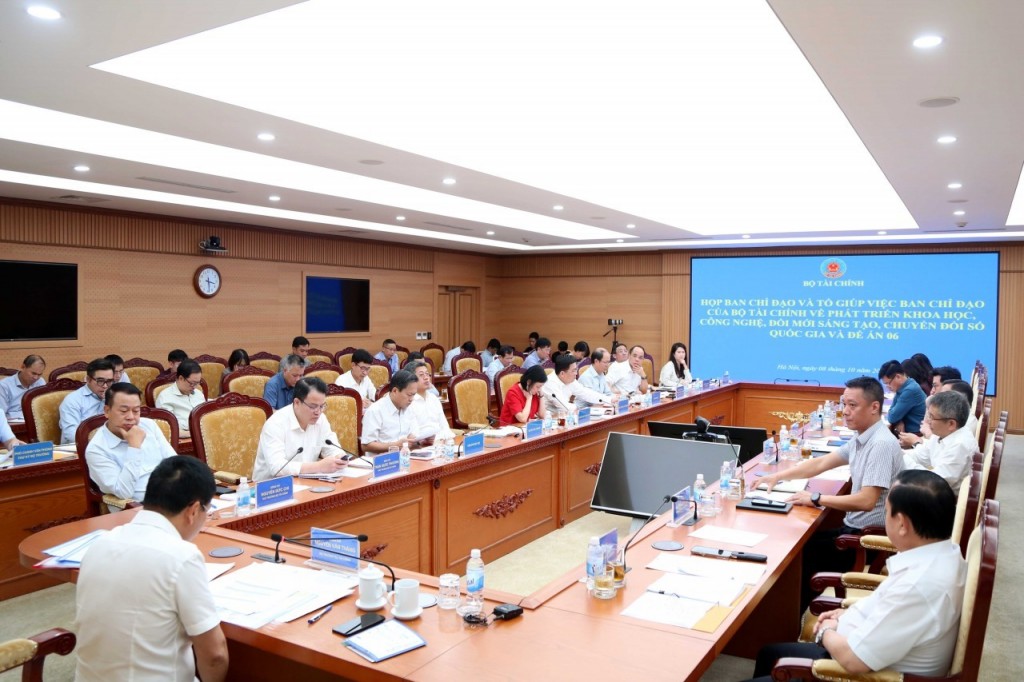 Bộ Tài chính hoàn thiện hồ sơ dự án luật, nghị quyết trình Quốc hội thông qua đúng tiến độ