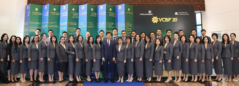 Sự kiện 20 năm thành lập VCBF Tiến bước cùng niềm tin. Sự kiện 20 năm thành lập VCBF Tiến bước cùng niềm tin.