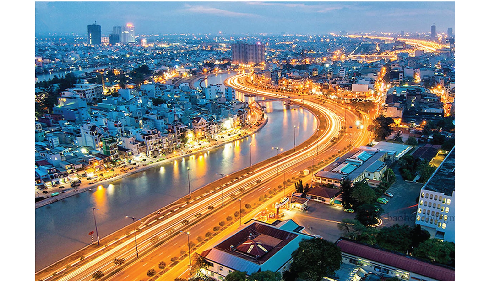 EMAGAZINE: Vĩnh Long hướng tới mục tiêu là cực tăng trưởng mới của vùng Đồng bằng sông Cửu Long