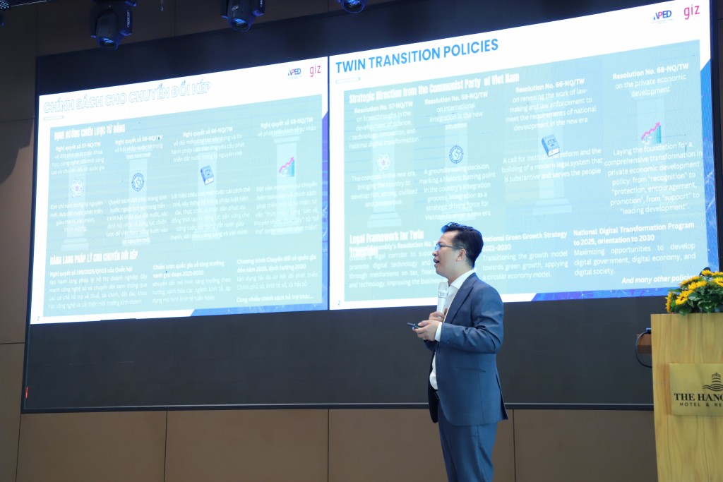 Bài 3: Trung tâm Chuyển đổi kép - Nền tảng hỗ trợ toàn diện cho doanh nghiệp Việt Bài 3: Trung tâm Chuyển đổi kép - Nền tảng hỗ trợ toàn diện cho doanh nghiệp Việt