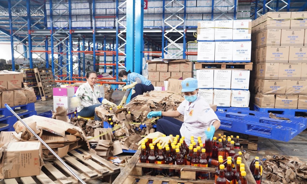 Khánh Hòa: Tập trung giải pháp giúp doanh nghiệp phục hồi sản xuất Khánh Hòa: Tập trung giải pháp giúp doanh nghiệp phục hồi sản xuất