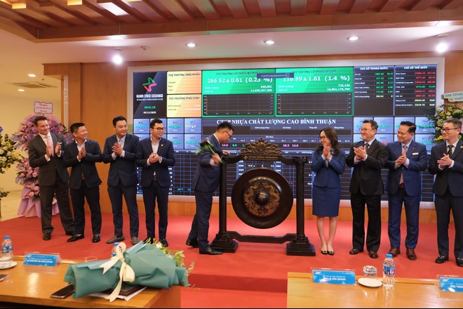 Công ty Cổ phần Nhựa Chất lượng cao Bình Thuận thông báo chào bán cổ phiếu ra công chúng (Kỳ 2)