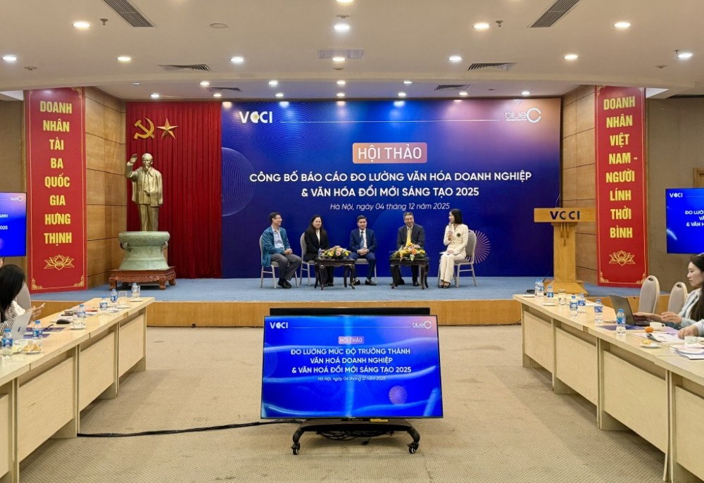 Các chuyên gia và doanh nghiệp trao đổi tại Hội thảo. Ảnh: HD