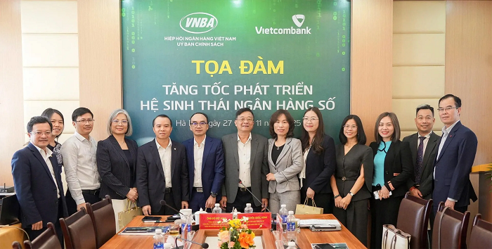 Vietcombank tăng tốc phát triển hệ sinh thái ngân hàng số Vietcombank tăng tốc phát triển hệ sinh thái ngân hàng số