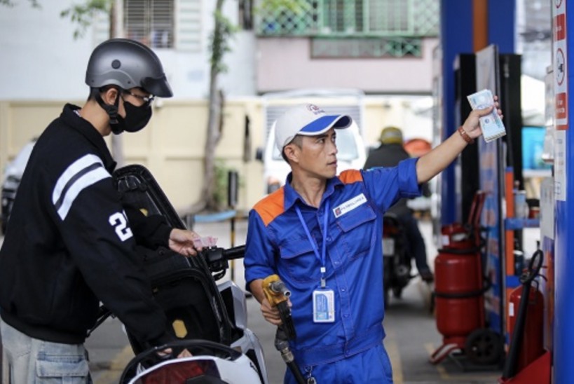 Giá xăng tăng, giá dầu giảm trong kỳ điều hành ngày 4/12