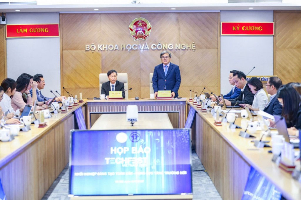 Khởi nghiệp sáng tạo toàn dân - Động lực tăng trưởng mới Khởi nghiệp sáng tạo toàn dân - Động lực tăng trưởng mới