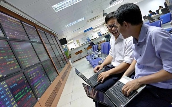 UPCoM tháng 11/2025: Thị trường tăng điểm, khối tự doanh tăng tốc giao dịch UPCoM tháng 11/2025: Thị trường tăng điểm, khối tự doanh tăng tốc giao dịch