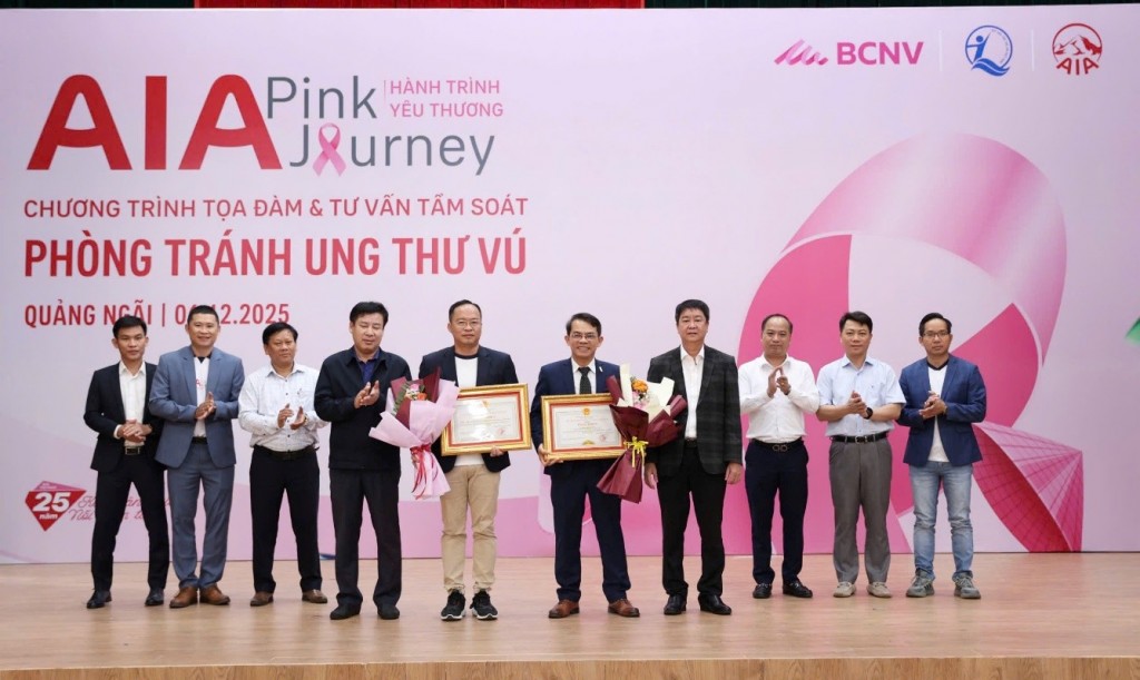 AIA Việt Nam tiếp tục triển khai Chương trình “Hành trình yêu thương” tại Quảng Ngãi AIA Việt Nam tiếp tục triển khai Chương trình “Hành trình yêu thương” tại Quảng Ngãi