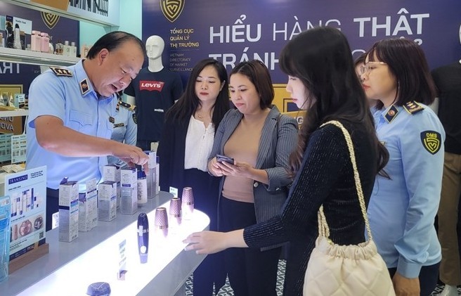 Xử lý nghiêm các hành vi vi phạm quyền lợi người tiêu dùng