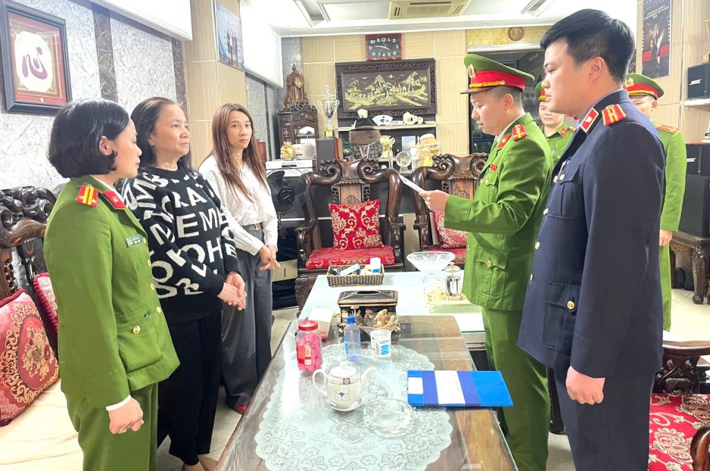 Báo động tình trạng trốn thuế trong kinh doanh vàng