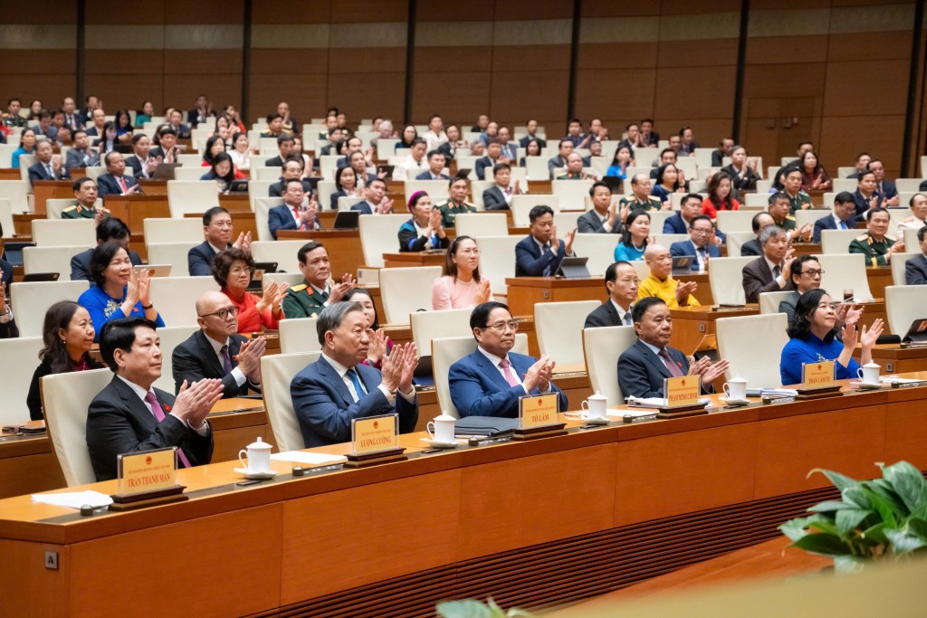 Quốc hội khóa XV bế mạc Kỳ họp cuối, thông qua 51 luật, 39 nghị quyết Quốc hội khóa XV bế mạc Kỳ họp cuối, thông qua 51 luật, 39 nghị quyết