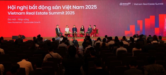 Chung cư và nhà riêng lẻ dẫn dắt thị trường bất động sản năm 2025