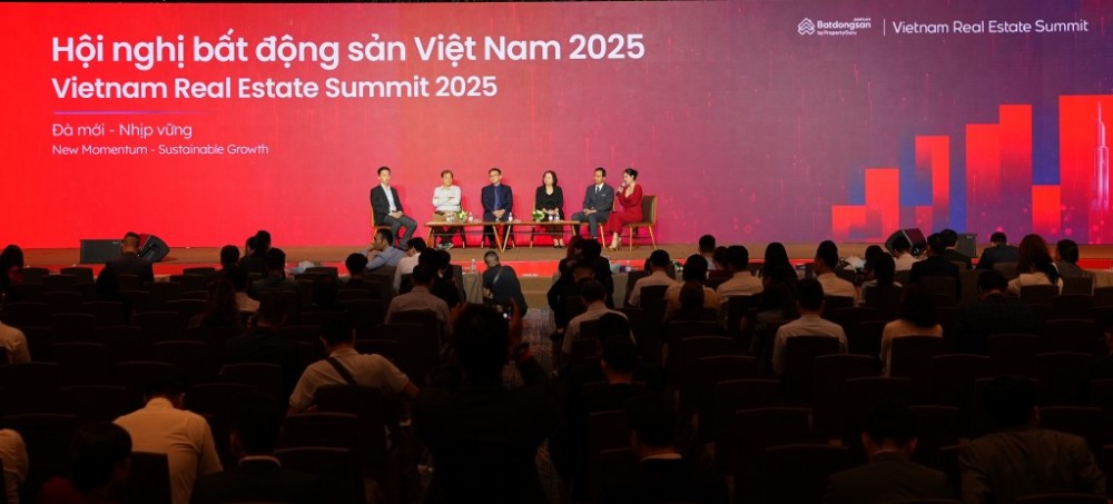 Chung cư và nhà riêng lẻ dẫn dắt thị trường bất động sản năm 2025 Chung cư và nhà riêng lẻ dẫn dắt thị trường bất động sản năm 2025