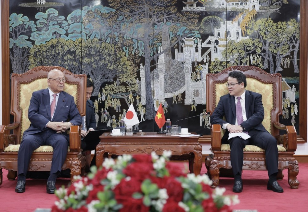 Bộ Tài chính ủng hộ xây dựng cơ chế tài chính đặc thù đối với Trường Đại học Việt Nhật Bộ Tài chính ủng hộ xây dựng cơ chế tài chính đặc thù đối với Trường Đại học Việt Nhật