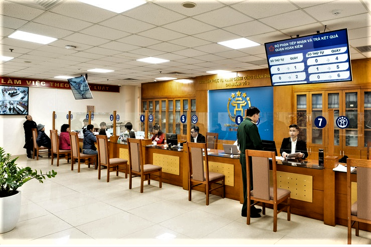 Tổ chức lại Trung tâm Phục vụ hành chính công TP. Hà Nội Tổ chức lại Trung tâm Phục vụ hành chính công TP. Hà Nội