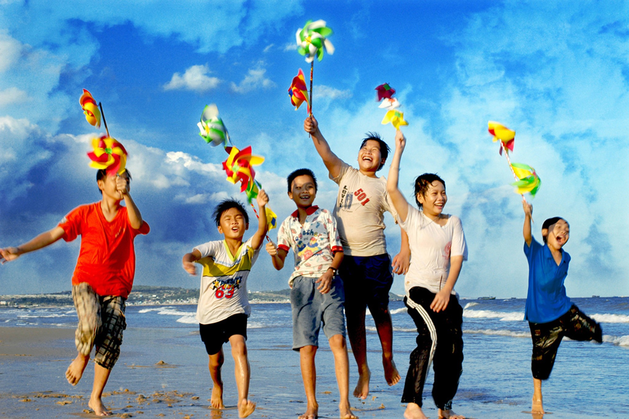 EMAGAZINE: Kế hoạch phát triển Kinh tế - xã hội 2026-2030: Ưu tiên đầu tư cho thế hệ tương lai