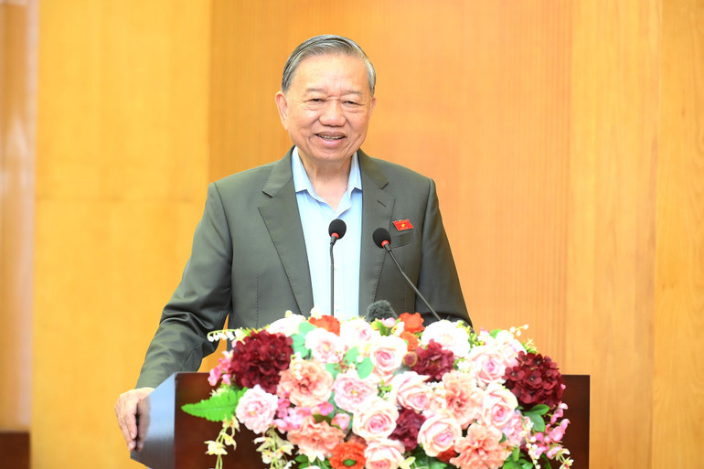 Tổng Bí thư Tô Lâm phát biểu tại Hội nghị xúc cử tri thành phố Hà Nội. (Ảnh ĐĂNG KHOA) a9-bnd-1843-1.jpg