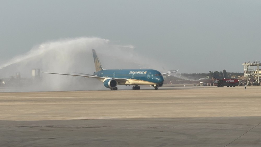 Thực hiện thành công chuyến bay kỹ thuật lịch sử tại Cảng hàng không Quốc tế Long Thành