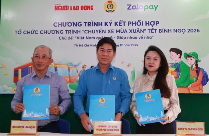 TP. Hồ Chí Minh: Tặng 800 vé xe giúp người lao động về quê đón Tết