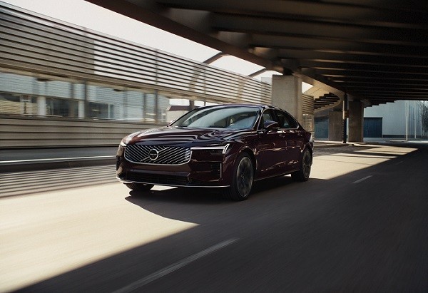 Volvo S90 – Biểu tượng Scandinavian sedan sang trọng trong kỷ nguyên mới