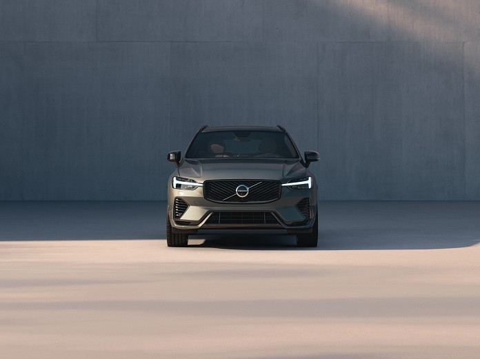 Thiết kế mới, thêm công nghệ, Volvo XC60 Ultra nâng cao trải nghiệm cho người lái
