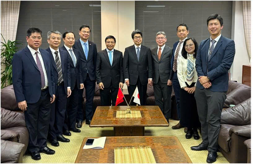 Bộ Tài chính đề nghị Ngân hàng JBIC tiếp tục là nhà tài trợ chiến lược cho Chính phủ Việt Nam Bộ Tài chính đề nghị Ngân hàng JBIC tiếp tục là nhà tài trợ chiến lược cho Chính phủ Việt Nam