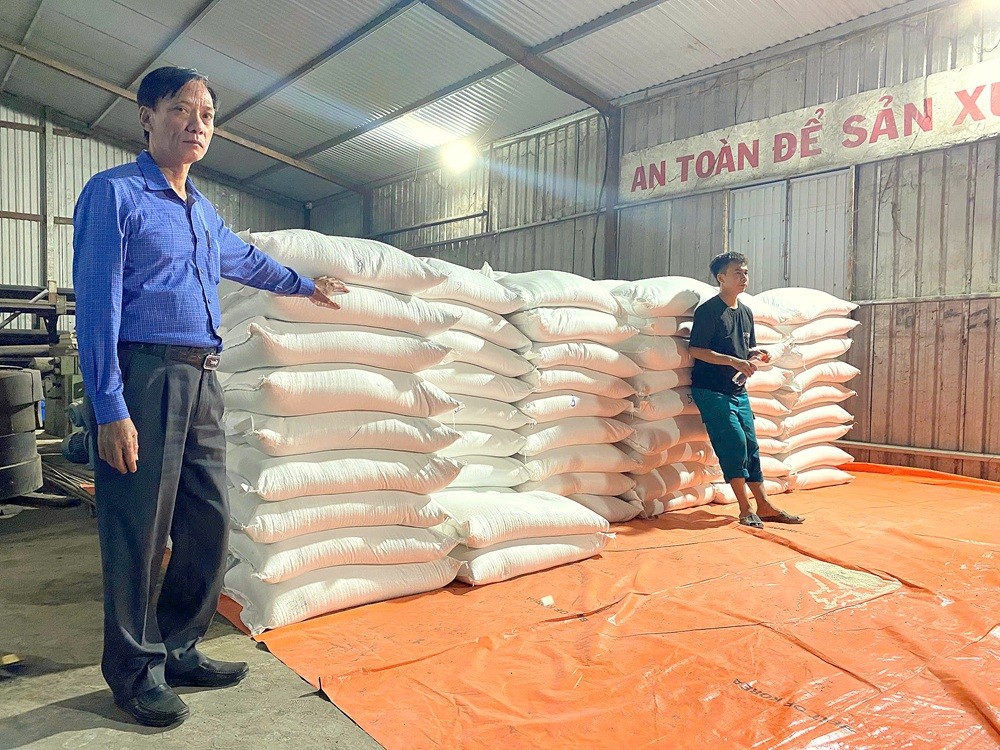 Hoàn thành xuất cấp hơn 3.881 tấn gạo hỗ trợ người dân tỉnh Khánh Hòa Hoàn thành xuất cấp hơn 3.881 tấn gạo hỗ trợ người dân tỉnh Khánh Hòa