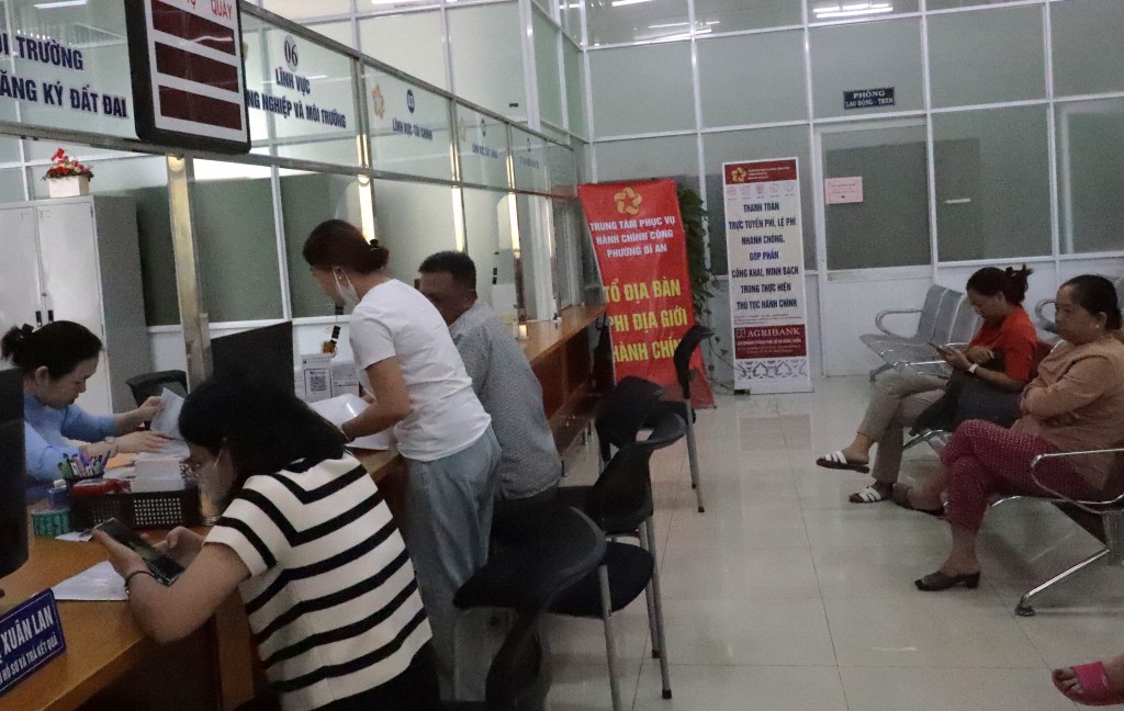 TP. Hồ Chí Minh tuyển dụng 190 viên chức, ưu tiên người có kinh nghiệm TP. Hồ Chí Minh tuyển dụng 190 viên chức, ưu tiên người có kinh nghiệm