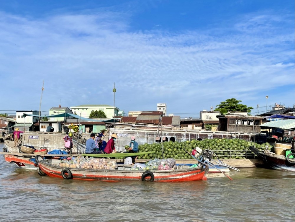 Đầu tư vào con người để mở lối phát triển bền vững vùng Đồng bằng sông Cửu Long Đầu tư vào con người để mở lối phát triển bền vững vùng Đồng bằng sông Cửu Long