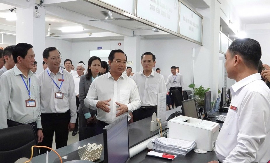 Phân công nhiệm vụ Chủ tịch và 9 Phó chủ tịch UBND TP. Hồ Chí Minh