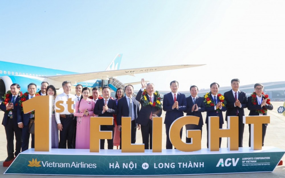 Khánh thành công trình và khai trương chuyến bay đầu tiên tại sân bay quốc tế Long Thành