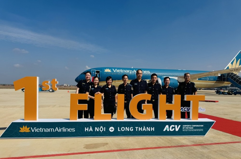 Khánh thành công trình và khai trương chuyến bay đầu tiên tại sân bay quốc tế Long Thành