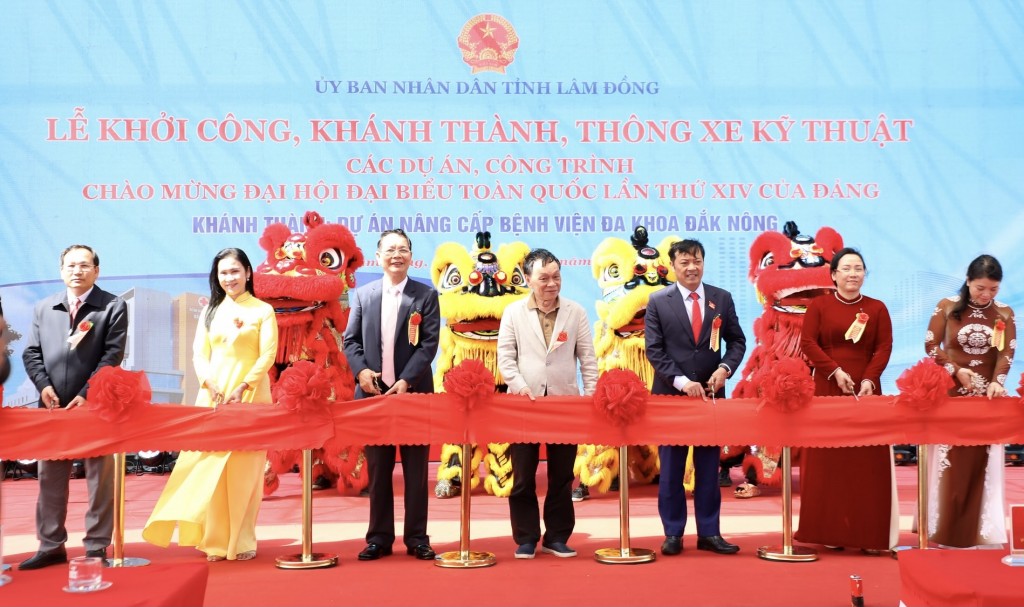 Khánh thành sân bay quân sự Phan Thiết, Lâm Đồng Khánh thành sân bay quân sự Phan Thiết, Lâm Đồng