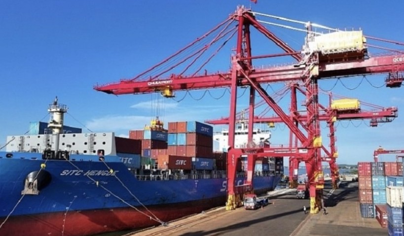 Việt Nam xuất siêu sang thị trường Singapore 4,88 tỷ SGD