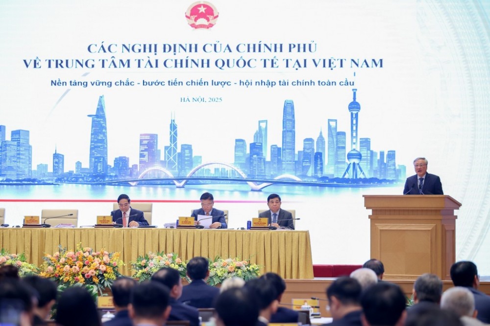 Tám nghị định xây dựng Trung tâm Tài chính quốc tế tại Việt Nam