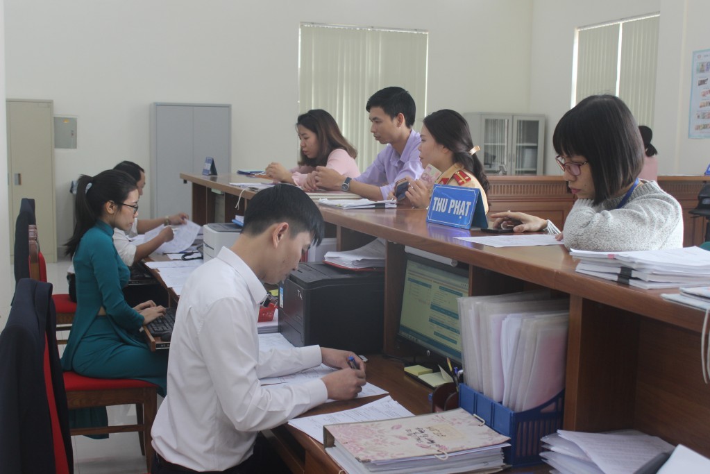 Bộ Tài chính giảm mạnh thủ tục, tăng dịch vụ công trực tuyến