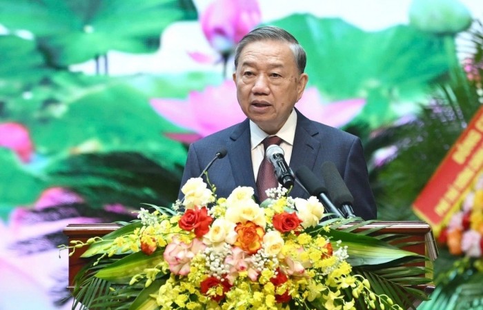 Quân đội nhân dân vững bước dưới cờ Đảng quang vinh