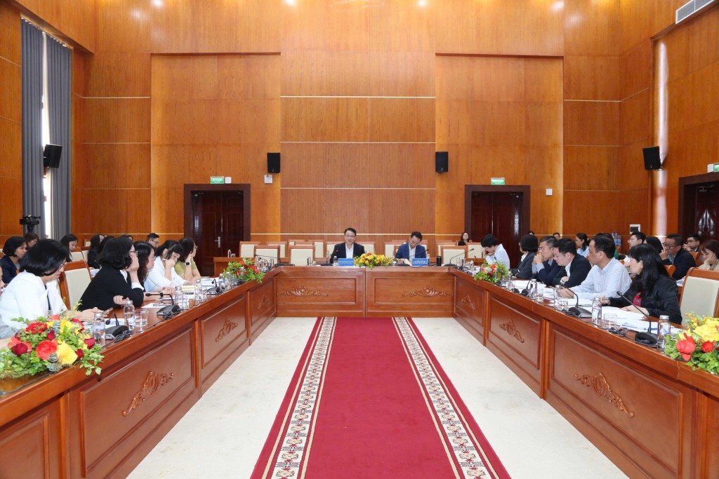 Bộ Tài chính xây dựng quy chế thống nhất quản lý hoạt động đối ngoại