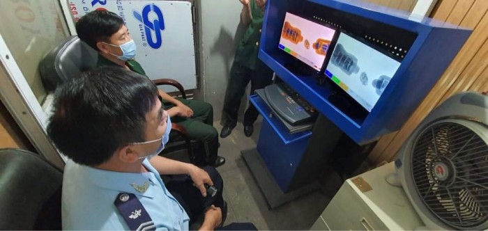 Loạt ảnh lực lượng hải quan phối hợp với cơ quan chức năng triệt phá chuyên án ma túy khủng