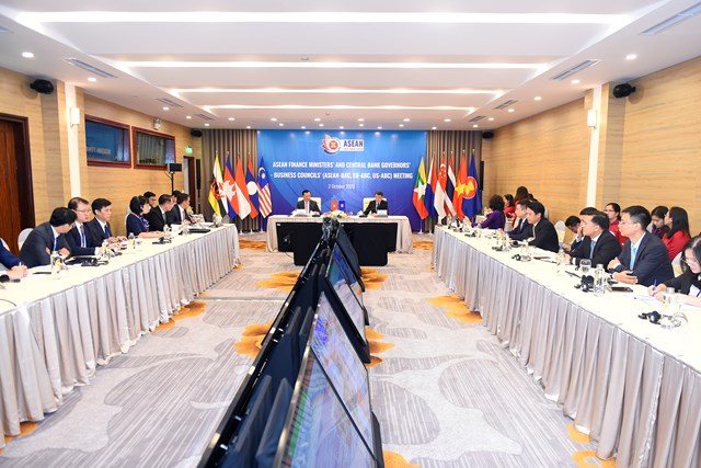 Toàn cảnh phiên đối thoại tại điểm cầu Việt Nam.