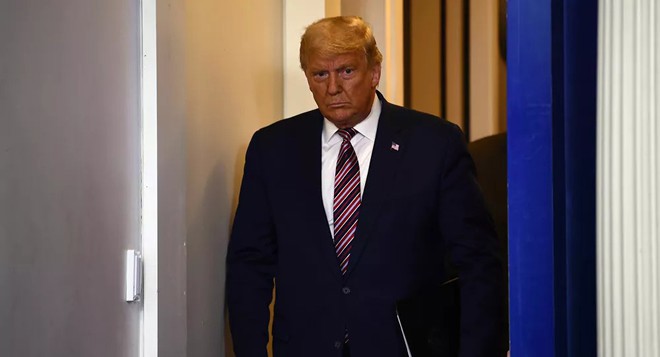  Ông Trump lần đầu lên tiếng về việc rời khỏi Nhà Trắng.  Ảnh: CNN 